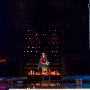 Le testament de Marie, de Colm Toibin, mise en scène de Deborah Warner, à l’Odéon-Théâtre de l’Europe