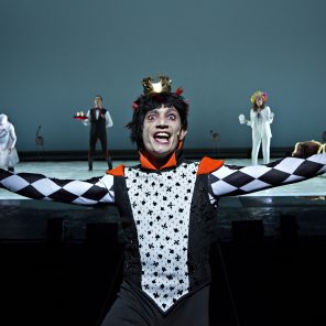 Alice & autres merveilles, de Fabrice Melquiot d'après Lewis Carroll, mise en scène d’Emmanuel Demarcy-Mota, à l'Espace Cardin - Théâtre de la Ville