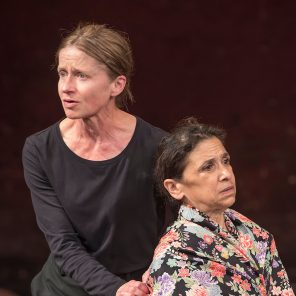 Why?, texte et mise en scène de Peter Brook et Marie-Hélène Estienne, Théâtre des Bouffes du Nord