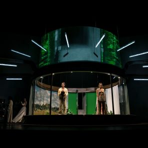 La double inconstance, de Marivaux, mise en scène de Galin Stoev, Théâtre de la Porte Saint Martin