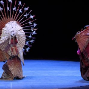 Le cirque invisible de Victoria Chaplin et Jean-Baptiste Thierrée au Théâtre du Rond-Point