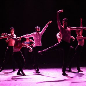 Body Concert, par Ambiguous Dance Company, chorégraphié par Boram Kim, à la Grande Halle – Parc de la Villette