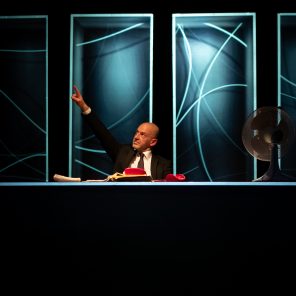 Un juge, de Fabio Alessandrini, mis en scène par Fabio Alessandrini, Théâtre de la Reine Blanche