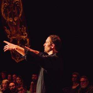 L’abolition des privilèges, d’après Bertrand Guillot, mise en scène d’Hugues Duchêne, au Théâtre 13, Paris
