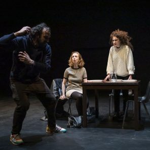 Je suis perdu, texte et mise en scène de Guillermo Pisani, Théâtre de la Tempête, Paris
