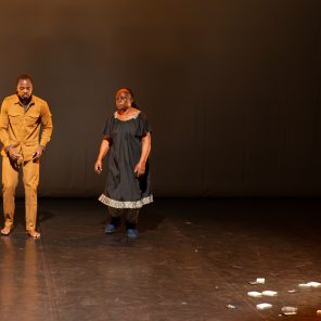 Ce qu’il me reste, de Yves Mwamba, au Théâtre Louis Aragon, à Tremblay-en-France
