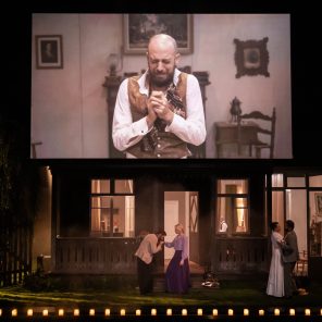 Le Passé, de Léonid Andréïev, adapté et mis en scène par Julien Gosselin, Odéon Théâtre de l’Europe / Festival d’Automne  