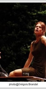 « Maison de Poupée » d’Ibsen mise en scène par Nils Öhlund à l’Athénée