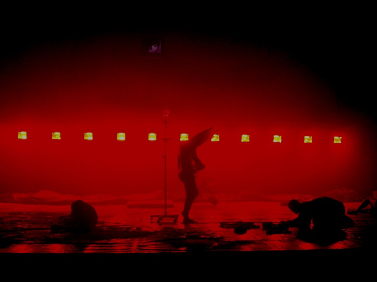 « Requiem 3 » de Vincent Macaigne aux Bouffes du Nord