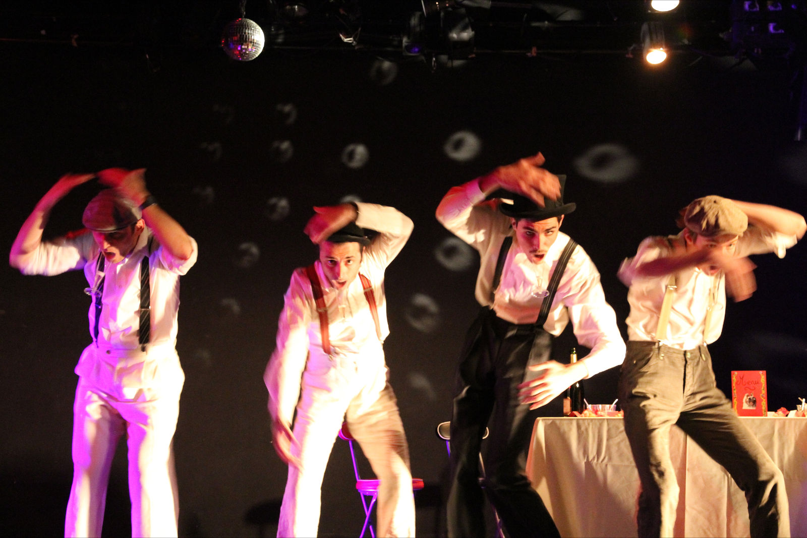 « Prends carpe à toi mon lapin ! » de la Compagnie Clair de Dune à la Folie Théâtre