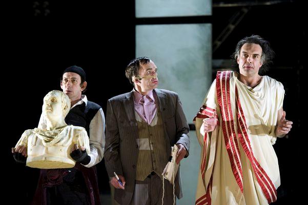 « Noli me tangere » de et mise en scène par Jean-François Sivadier à l’Odéon