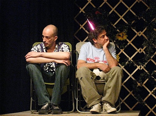 Critique • « Un petit jeu sans conséquence » de Dell et Sibleyras, m/e/s A. Mostefaoui à la Comédie Saint Michel