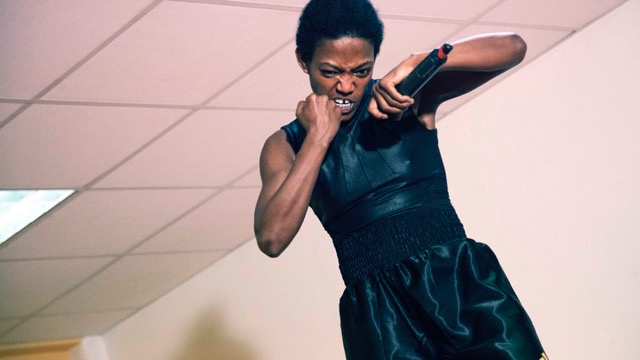 Histoire(s) décoloniale(s) #Mulunesh de Betty Tchomanga, au Théâtre des Malassis, à Bagnolet, dans le cadre des Rencontres Chorégraphiques Internationales de Seine-Saint-Denis