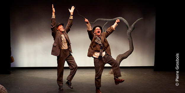 En attendant Godot, de Samuel Beckett, mise en scène de Jacques Osinski au Théâtre des Halles, Festival Off Avignon