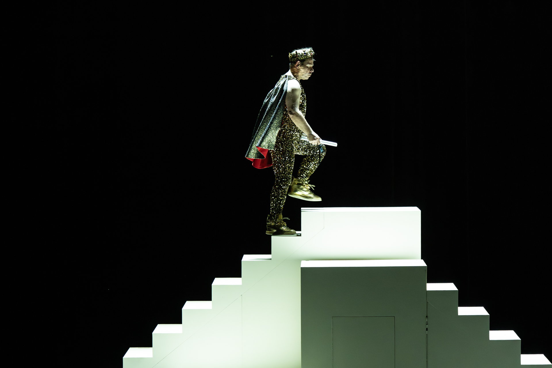 Le Roi nu, d’Evgueni Schwartz, mise en scène de Sylvain Maurice, au Théâtre du Peuple de Bussang