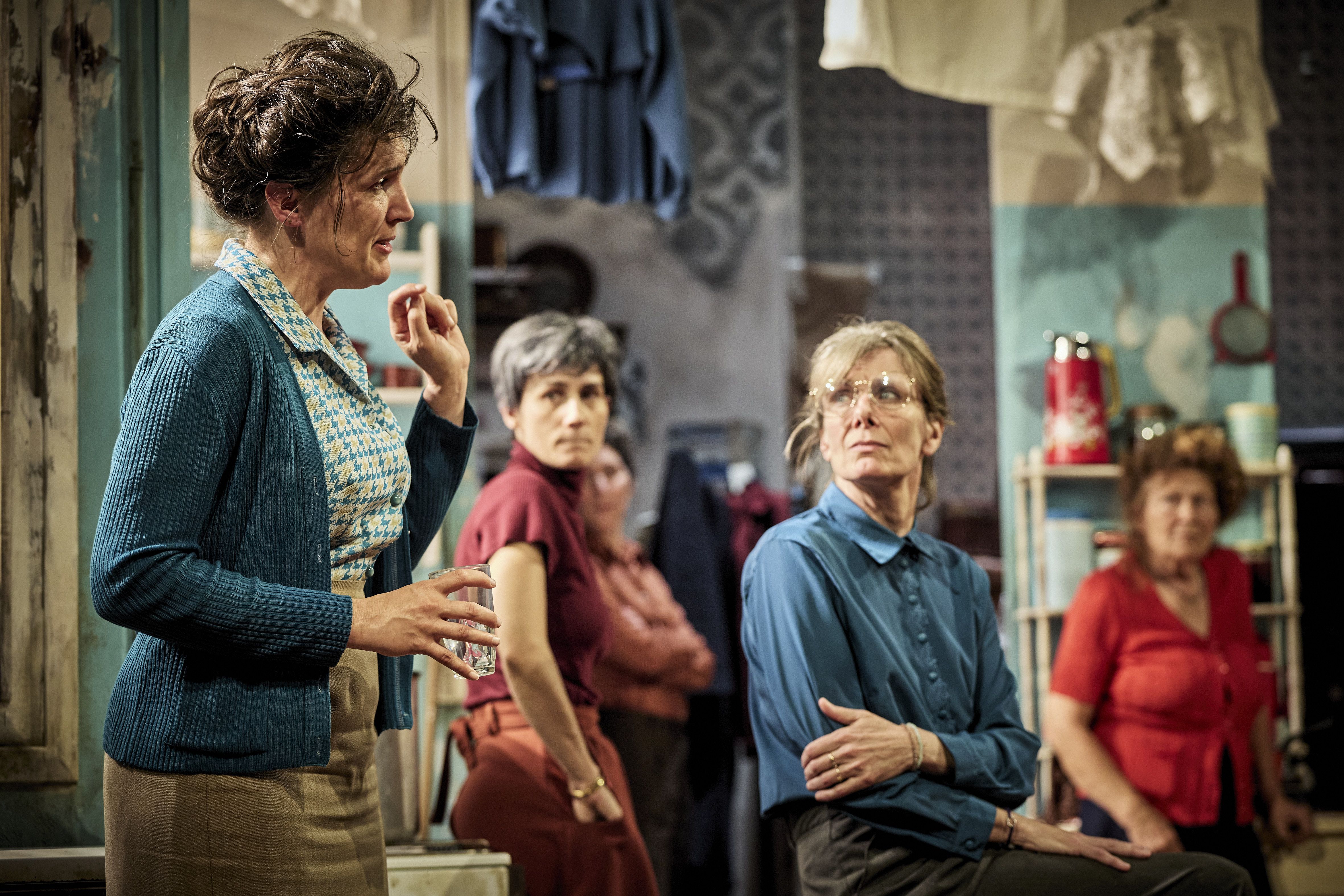 La guerre n’a pas un visage de femme, d’après Svetlana Alexievitch, mise en scène de Julie Deliquet, au Théâtre Gérard Philipe, de Saint-Denis