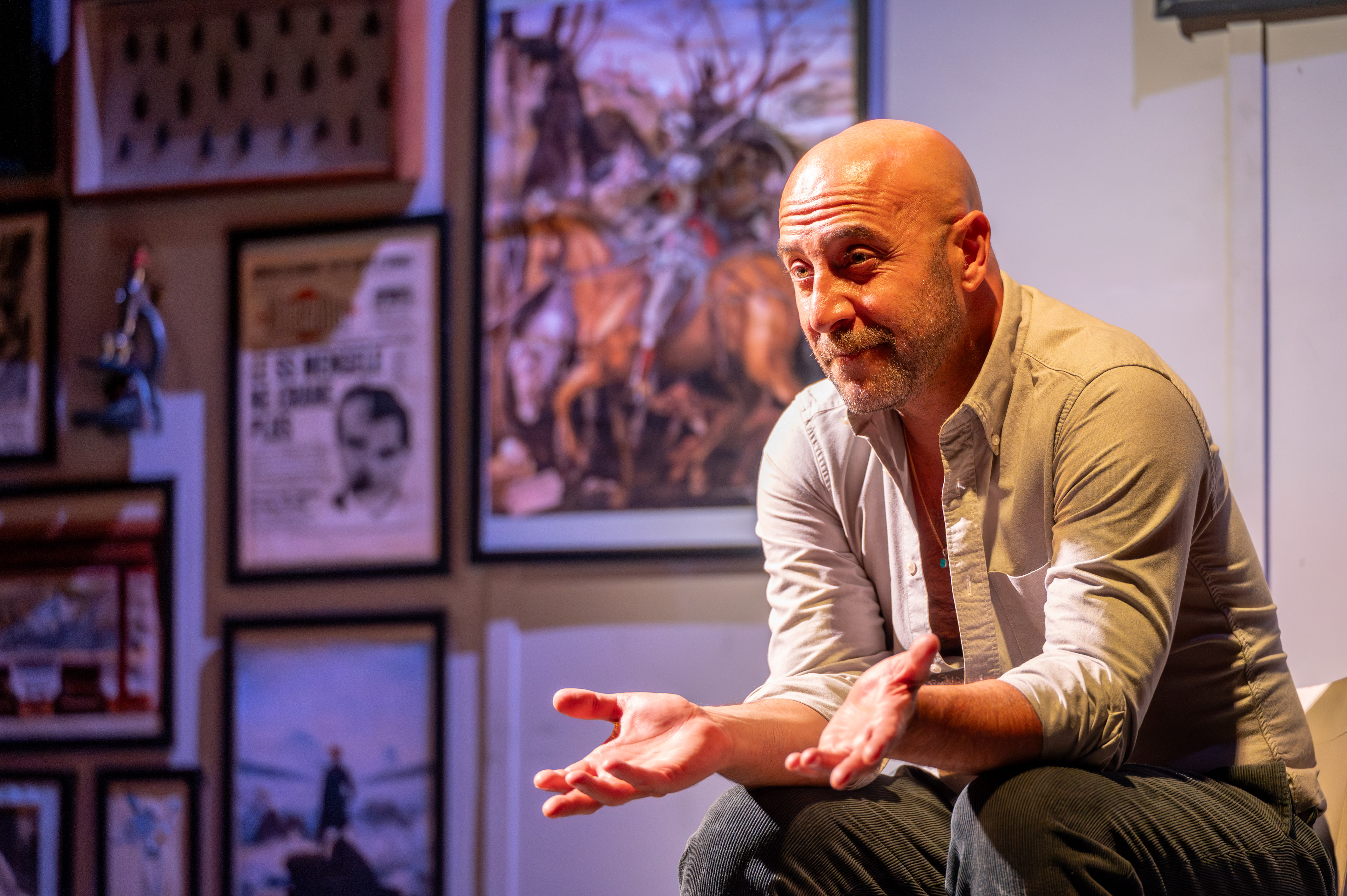 La disparition de Josef Mengele, d’après l’ouvrage d’Olivier Guez, adaptation et jeu Mikaël Chirinian, La Pépinière Théâtre, Paris