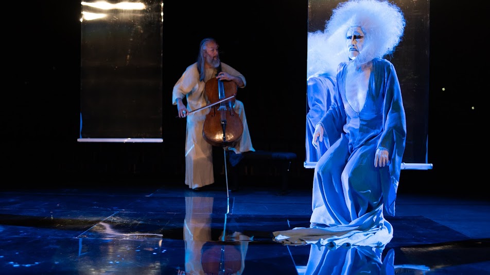 Alter-Ego, création d’Akaji Maro et Eric-Maria Couturier, à la Maison de la musique de Nanterre