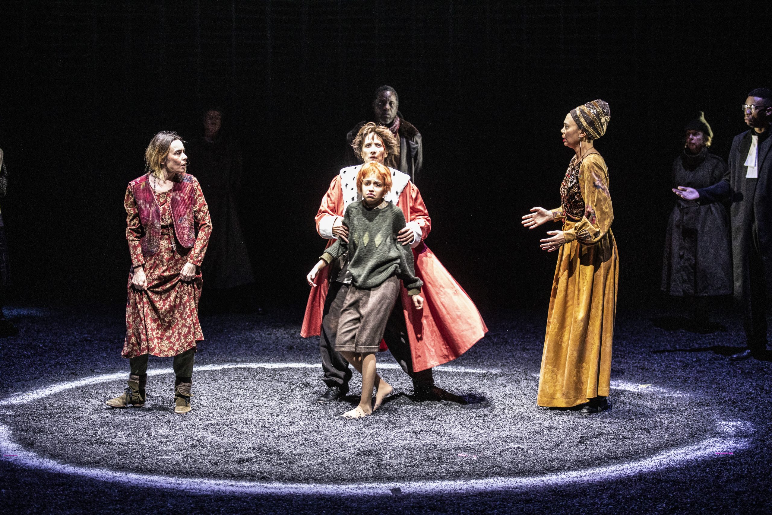 Le cercle de craie caucasien, de Bertolt Brecht, mise en scène d&rsquo;Emmanuel Demarcy-Mota, Théâtre de la Ville, Paris