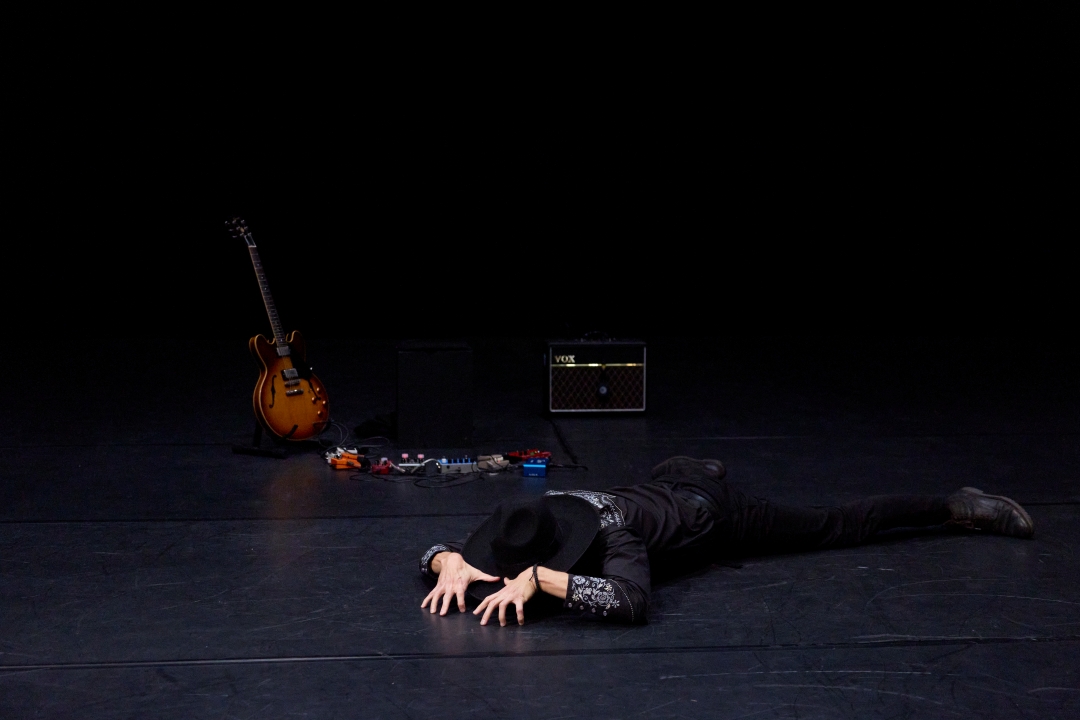 Dead Horse in a Bathtub de Nicolas Cantillon à micadanses-Paris, Festival Faits d’hiver