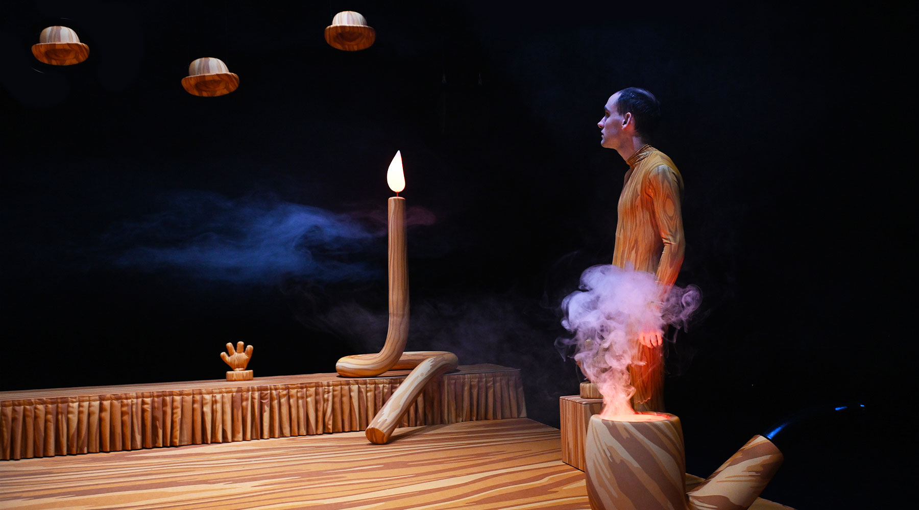 L’art de vivre, de Clédat & Petitpierre, au TPM – Théâtre Public de Montreuil, dans le cadre des Rencontres Chorégraphiques Internationales de Seine-Saint-Denis