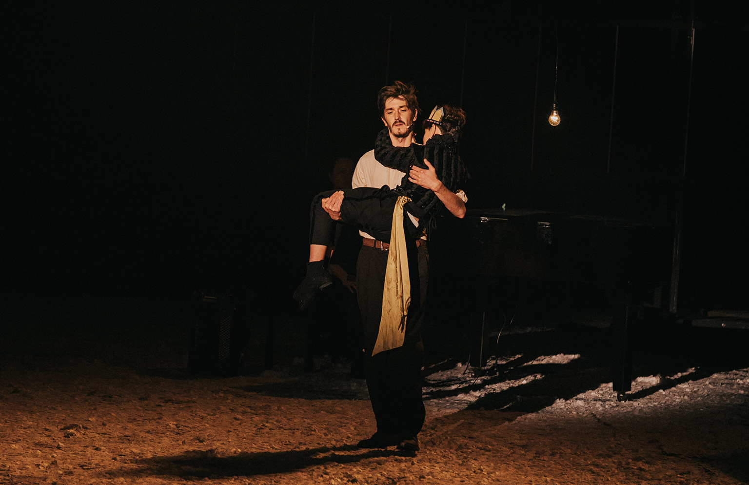 Le Petit Prince, d&rsquo;après le roman d&rsquo;Antoine de Saint-Exupéry, mise en scène et adaptation de Jean Bellorini, Théâtre des Bouffes du Nord, Paris