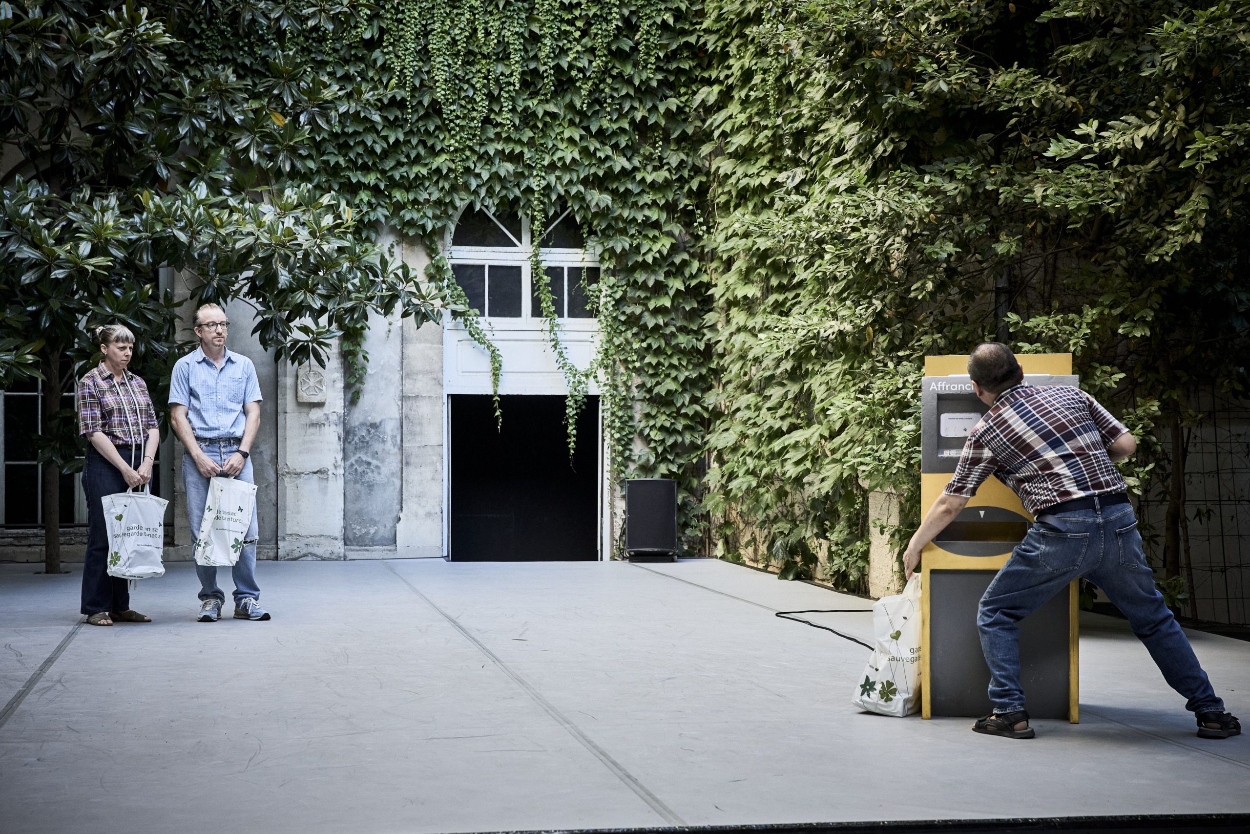 Vive le Sujet, série 1, La machine à affranchir, de et mis en scène par Nicole Genovese, Festival d&rsquo;Avignon In