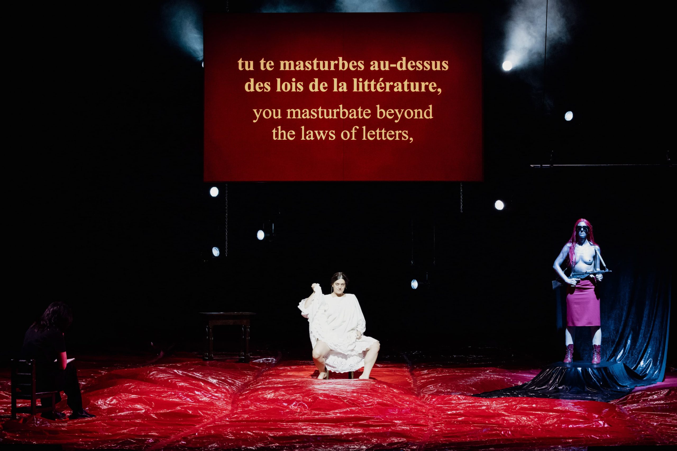 Trilogia Cadela Força (Capítulos I, II, III), de Carolina Bianchi, à l’Odéon Théâtre de l’Europe / Festival d’automne