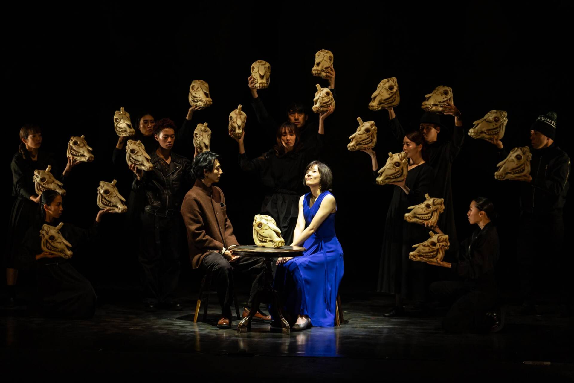 La fin des temps, d’après Haruki Murakami, adaptation de AkoTakahashi, musique de Umitaro Abe, mise en scène et chorégraphie de Philippe Découflé, Théâtre du Chatelet