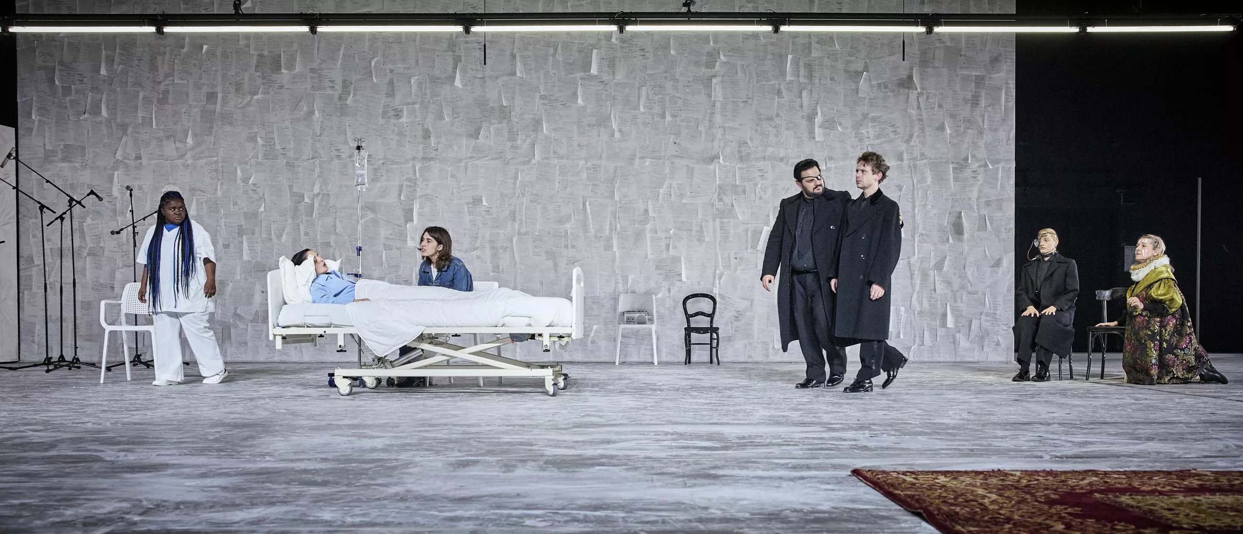 Le Livre de K, texte, mise en scène et scénographie de Simon Falguières, au Théâtre Nanterre-Amandiers